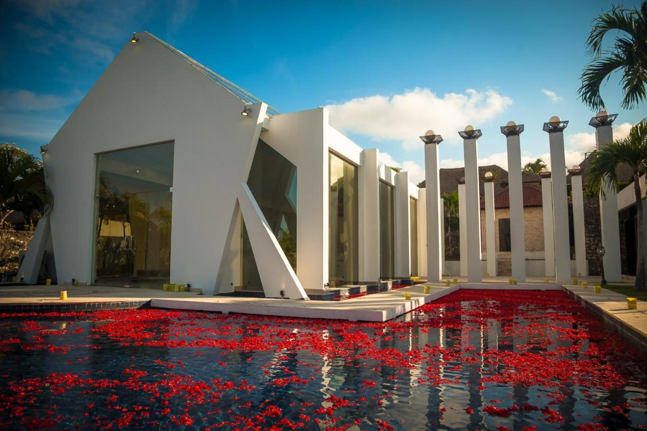 Royal Pool Villa Bali Nusa Dua  Exteriör bild