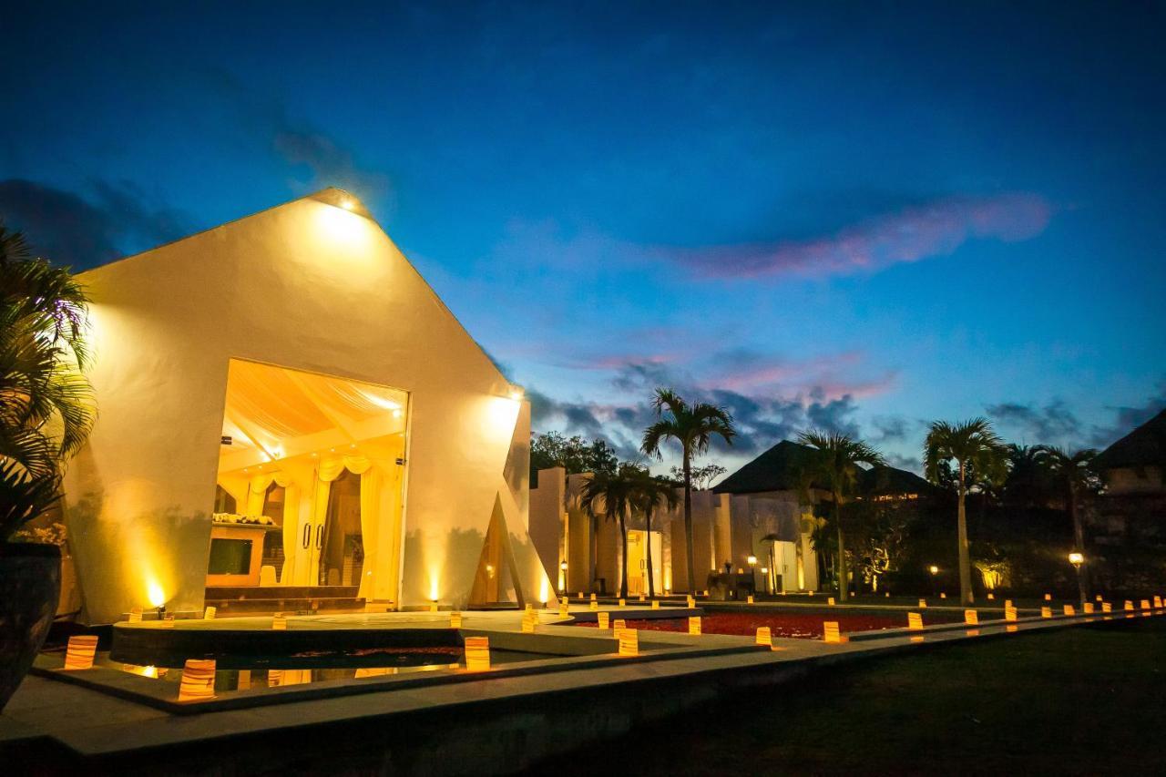 Royal Pool Villa Bali Nusa Dua  Exteriör bild